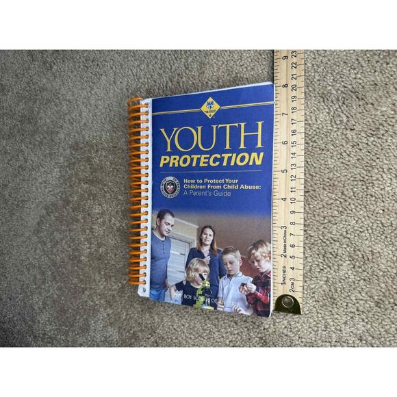 Cub Scouts Youth Protection Protect Your Children From Child Abuse Guide Book - Picture 3 of 4